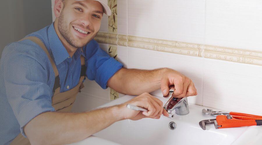 Professional bathroom faucet installation in Three Rivers, TX
